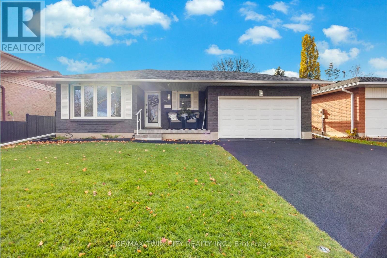 67 West Acres Crescent, Kitchener, Ontario  N2N 3G8 - Photo 1 - X12578038