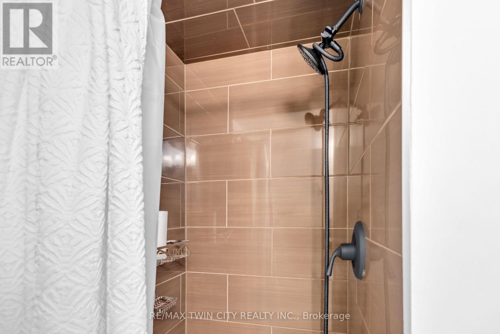 67 West Acres Crescent, Kitchener, Ontario  N2N 3G8 - Photo 18 - X12578038