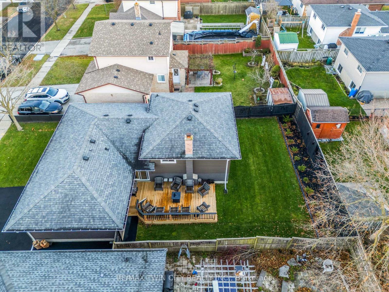 67 West Acres Crescent, Kitchener, Ontario  N2N 3G8 - Photo 41 - X12578038