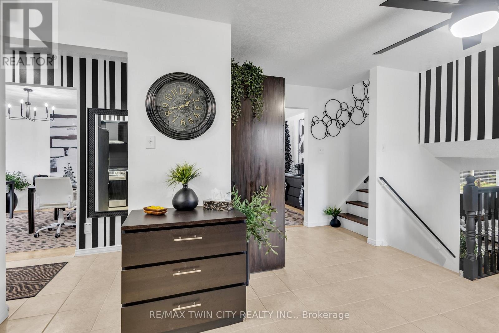 67 West Acres Crescent, Kitchener, Ontario  N2N 3G8 - Photo 9 - X12578038