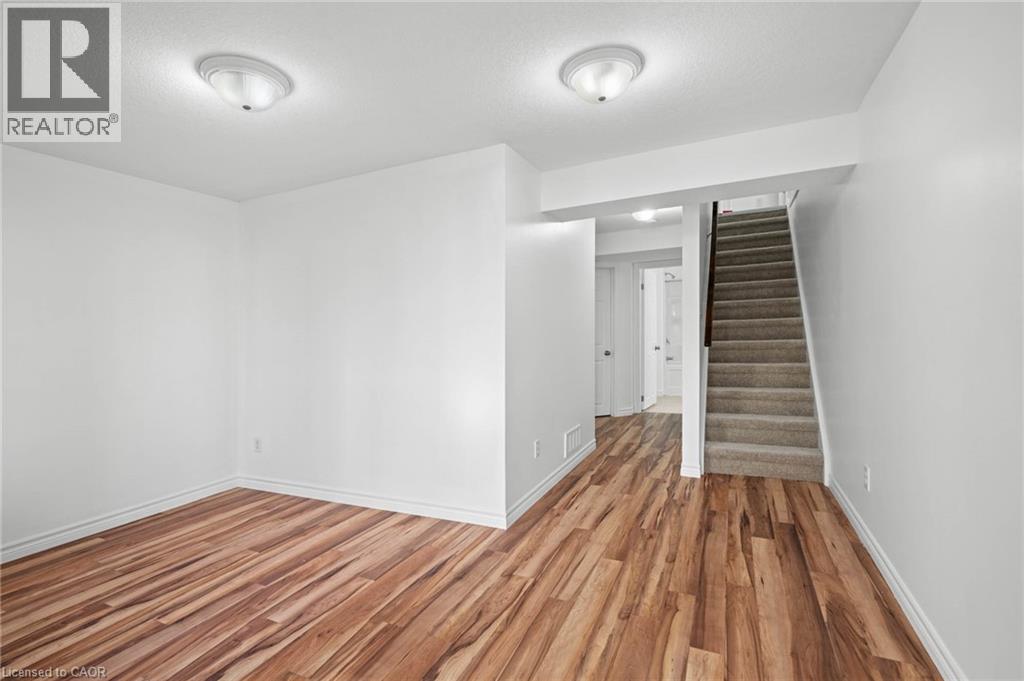 10 Foxglove Crescent Unit# 18, Kitchener, Ontario  N2E 0E1 - Photo 17 - 40790627