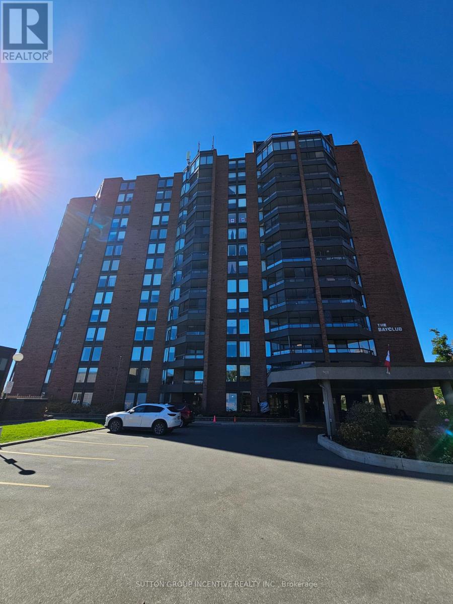 PH-1503 - 181 COLLIER STREET, Barrie, Ontario