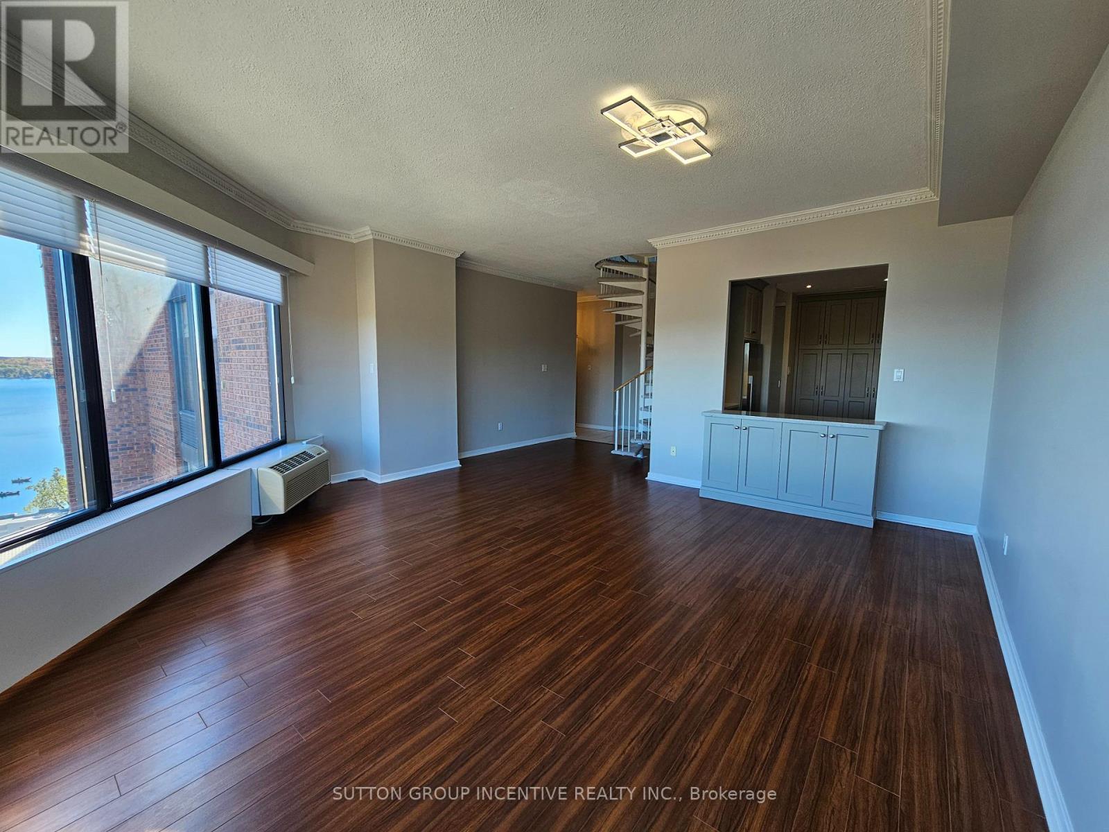 Ph-1503 - 181 Collier Street, Barrie, Ontario  L4M 5L6 - Photo 12 - S12468503