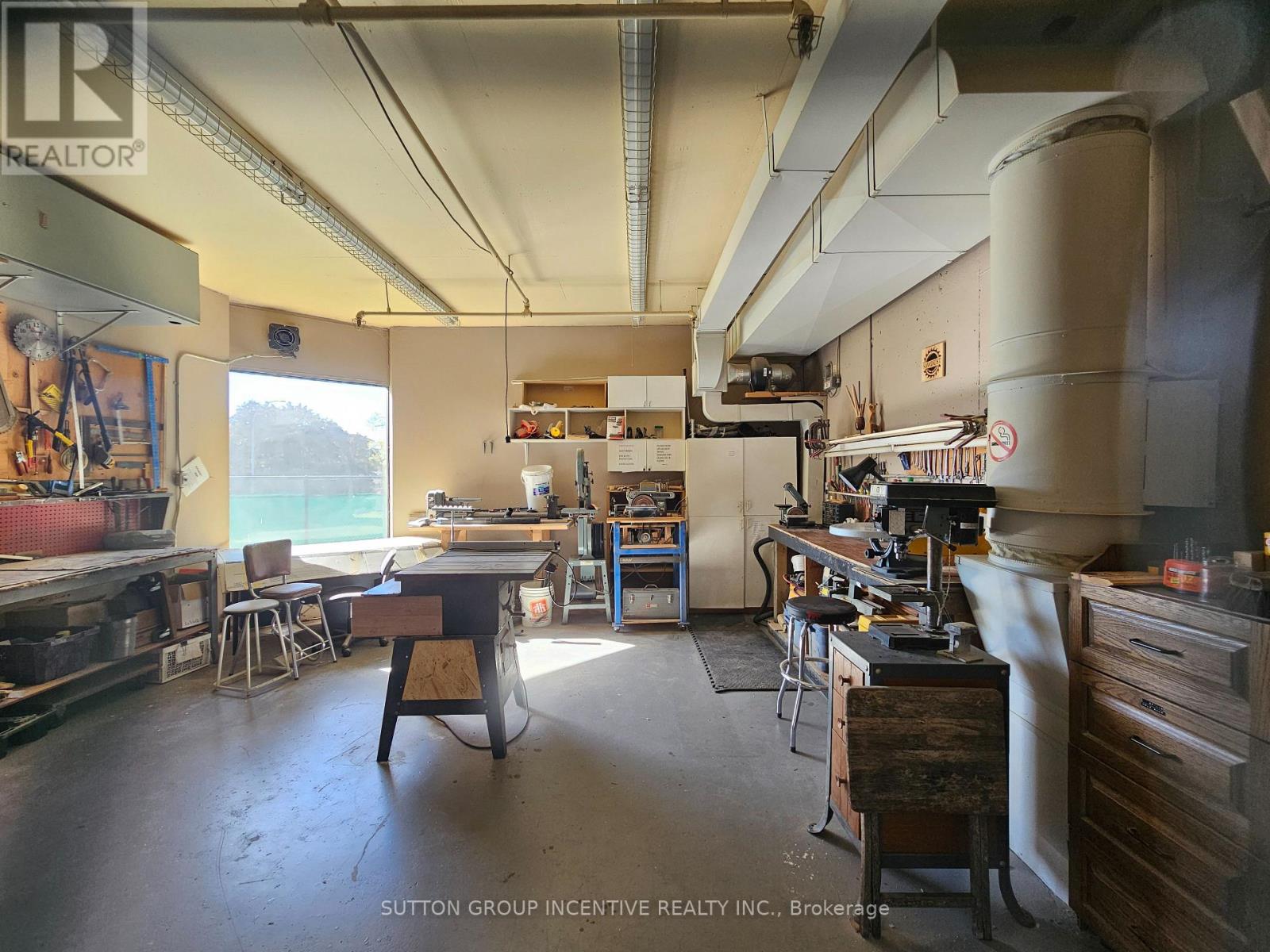 Ph-1503 - 181 Collier Street, Barrie, Ontario  L4M 5L6 - Photo 32 - S12468503