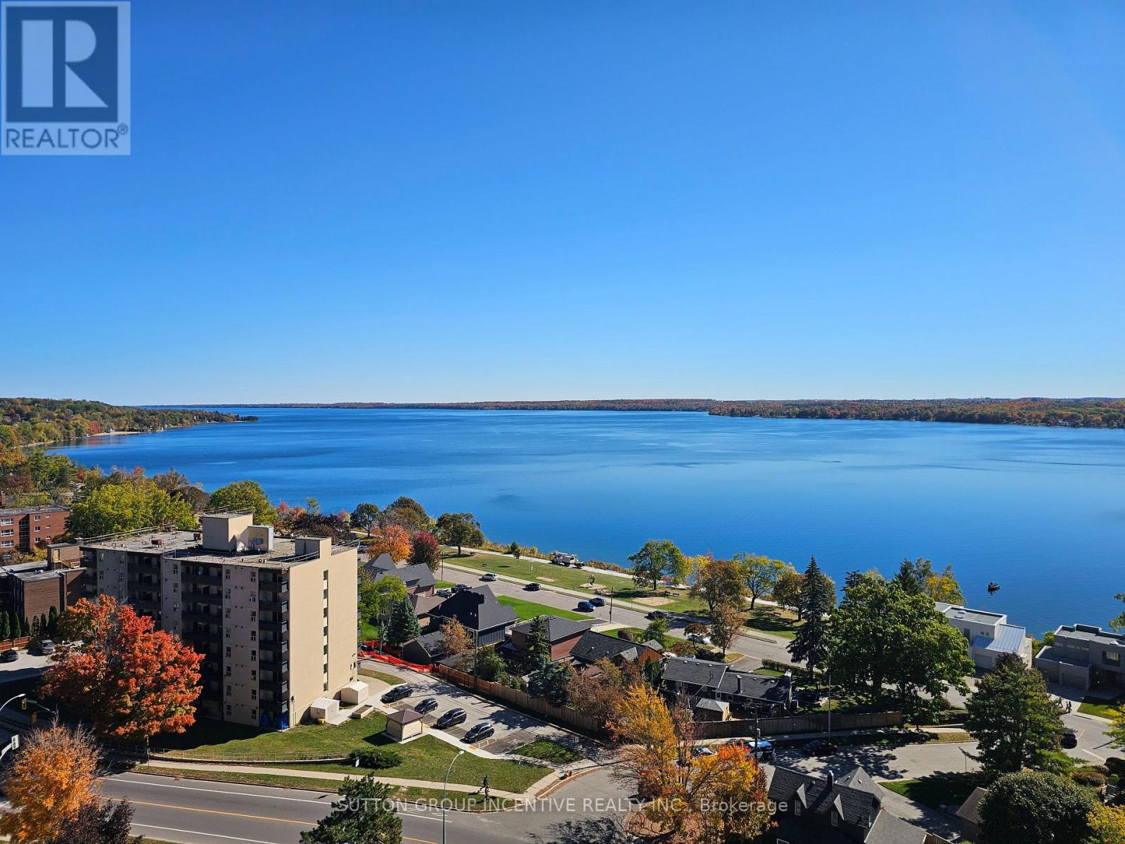 Ph-1503 - 181 Collier Street, Barrie, Ontario  L4M 5L6 - Photo 4 - S12468503