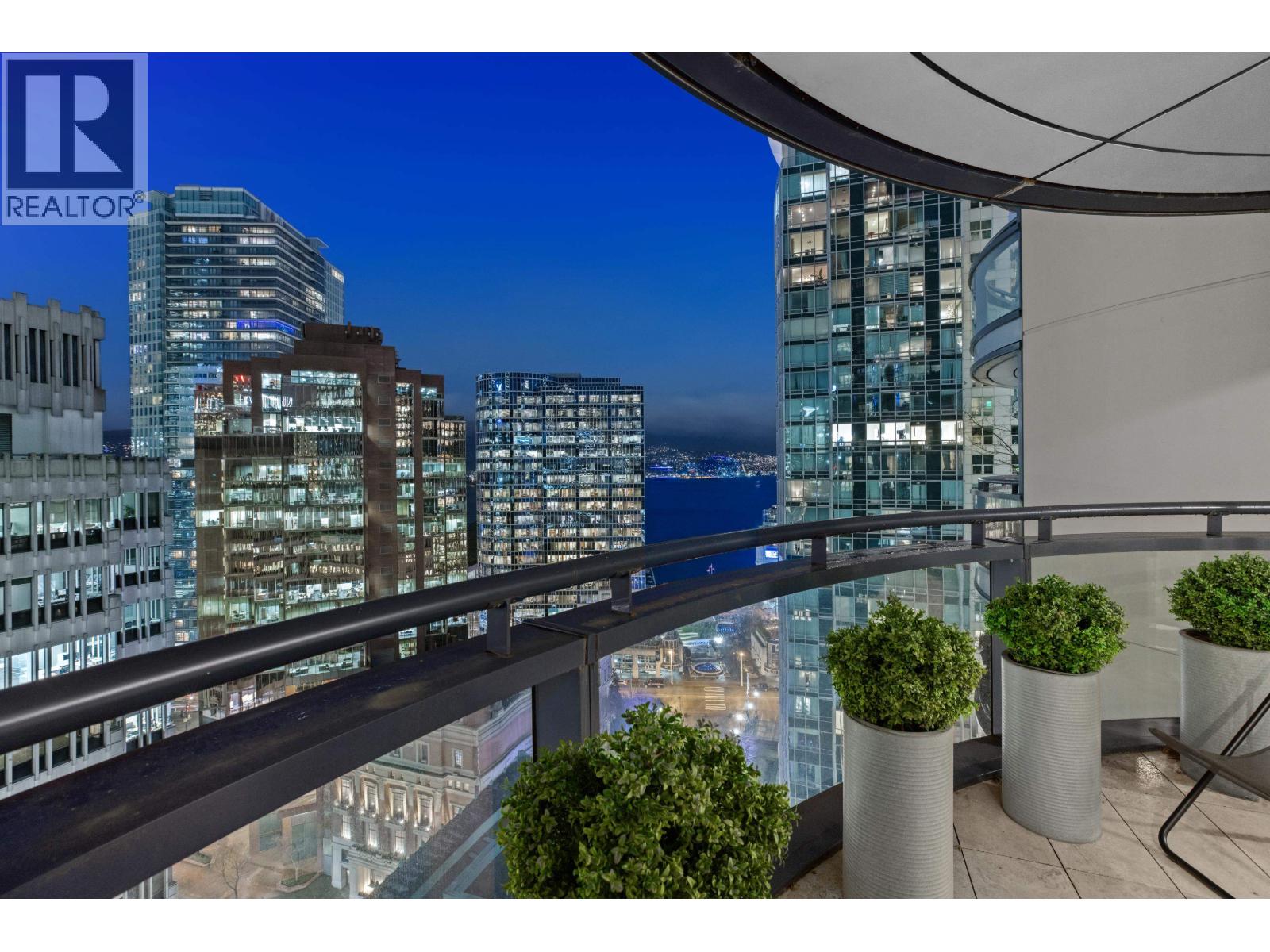 1807 838 W Hastings Street, Vancouver, British Columbia  V6G 3E3 - Photo 2 - R3070247