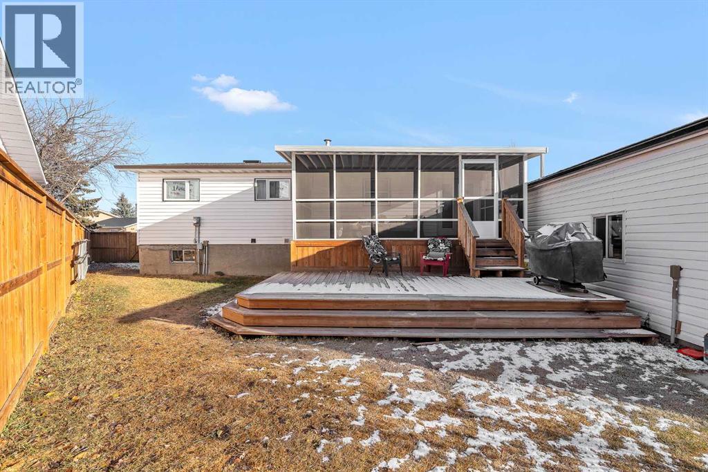 51 Huntstrom Road Ne, Calgary, Alberta  T2K 5W1 - Photo 43 - A2271584