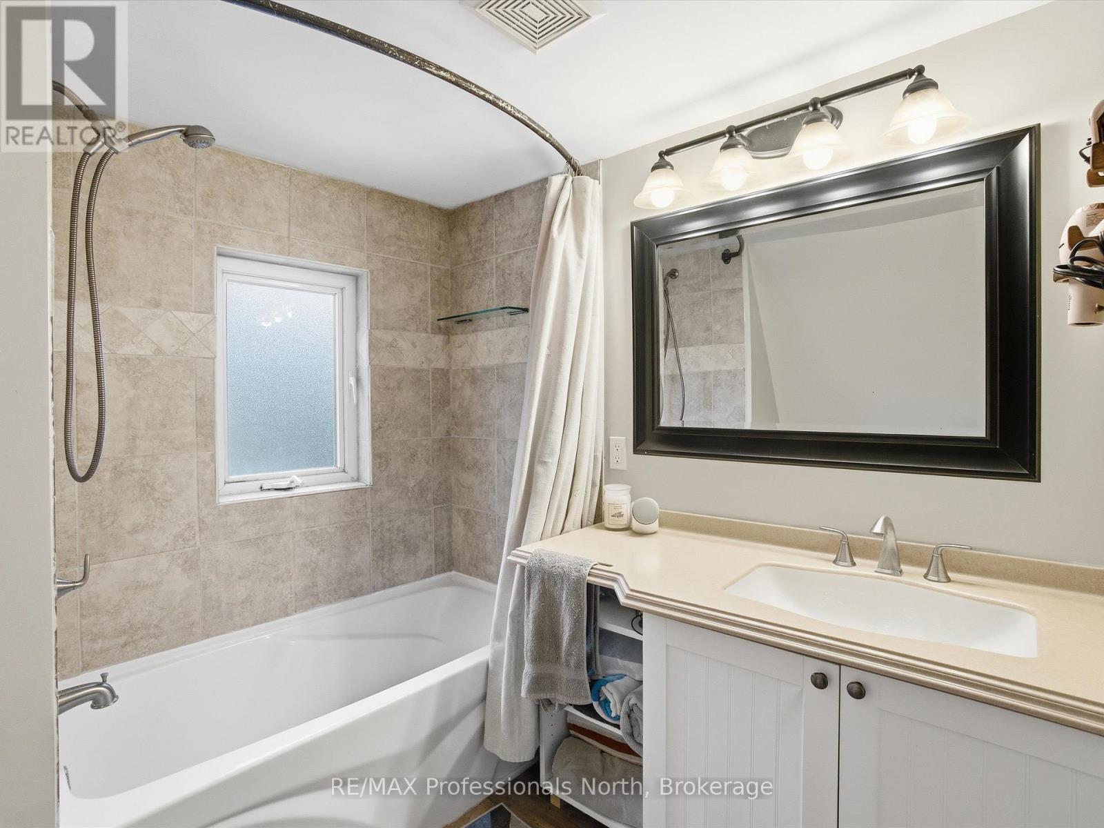 185 Muskoka Rd 10 Road, Huntsville, Ontario  P0B 1L0 - Photo 20 - X12567424