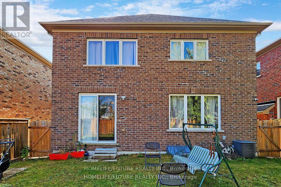 66 Woodgrove Drive, Toronto, Ontario  M1E 3J9 - Photo 22 - E12576990