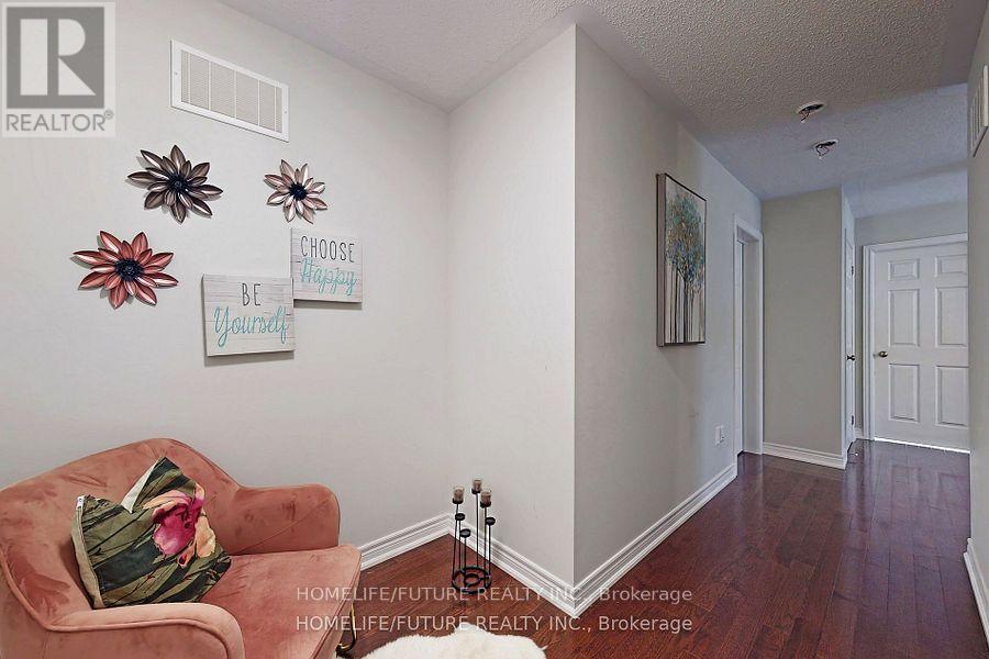 66 Woodgrove Drive, Toronto, Ontario  M1E 3J9 - Photo 21 - E12576990