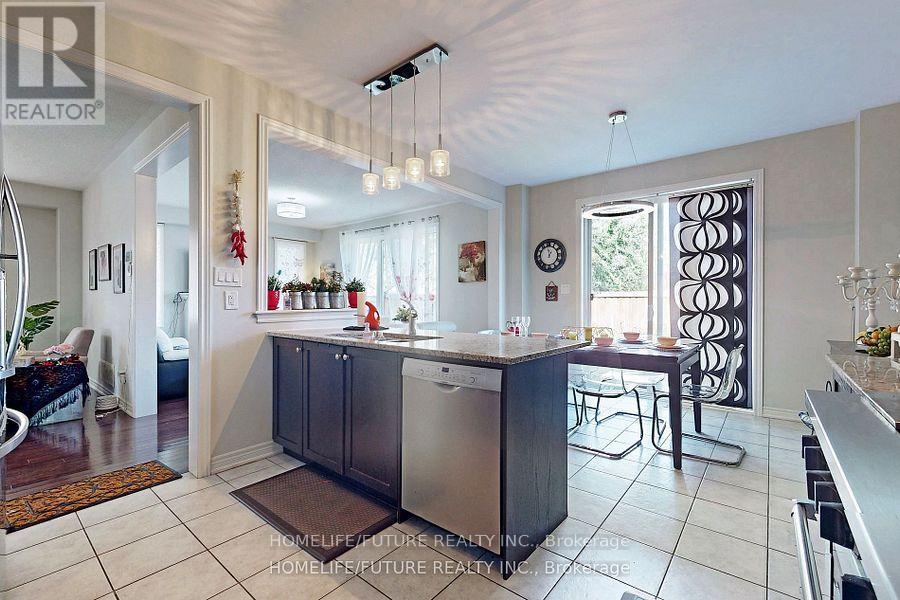 66 Woodgrove Drive, Toronto, Ontario  M1E 3J9 - Photo 5 - E12576990