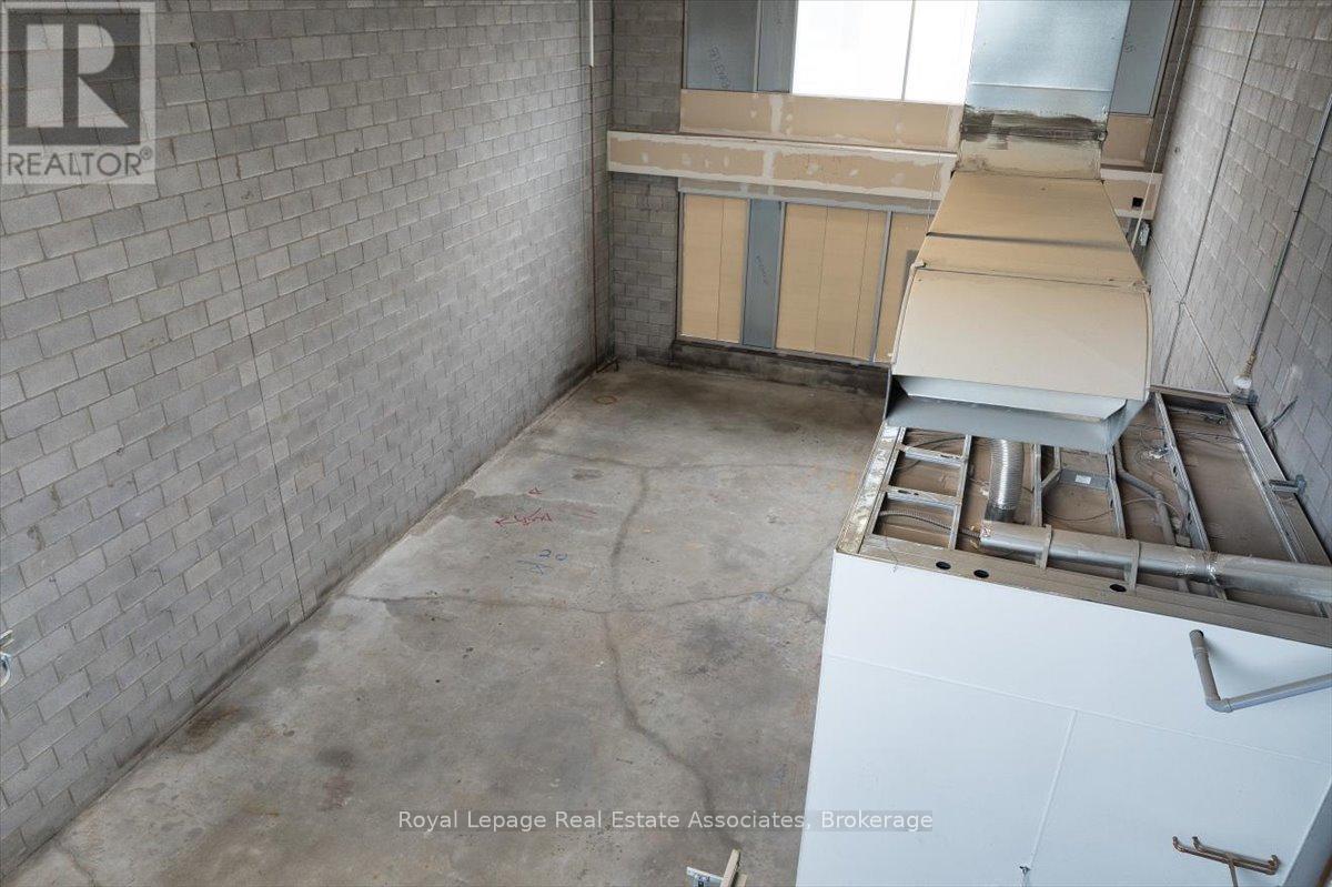 48 - 1215 Queensway E, Mississauga, Ontario  L4Y 0G4 - Photo 13 - W12155873