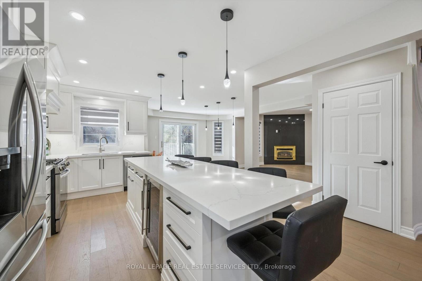 624 Farwell Crescent, Mississauga, Ontario  L5R 2A7 - Photo 11 - W12577946