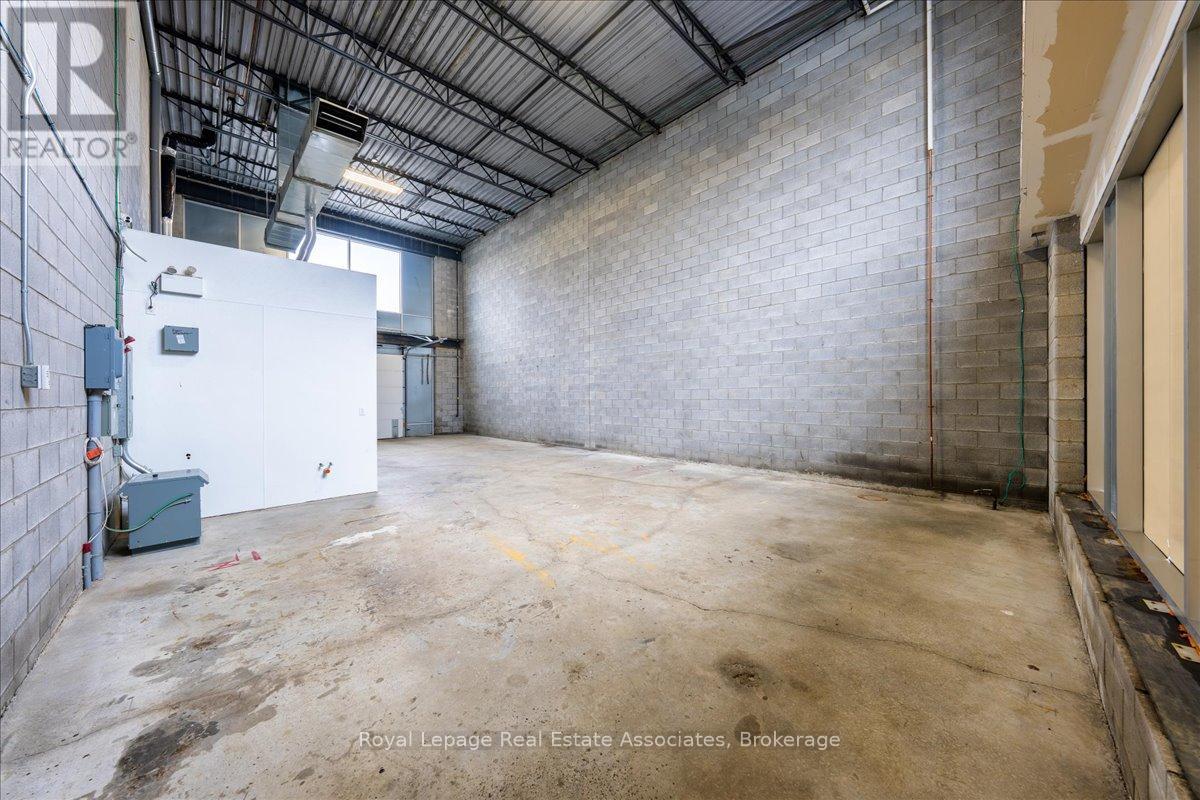 48 - 1215 Queensway E, Mississauga, Ontario  L4Y 0G4 - Photo 2 - W12155873