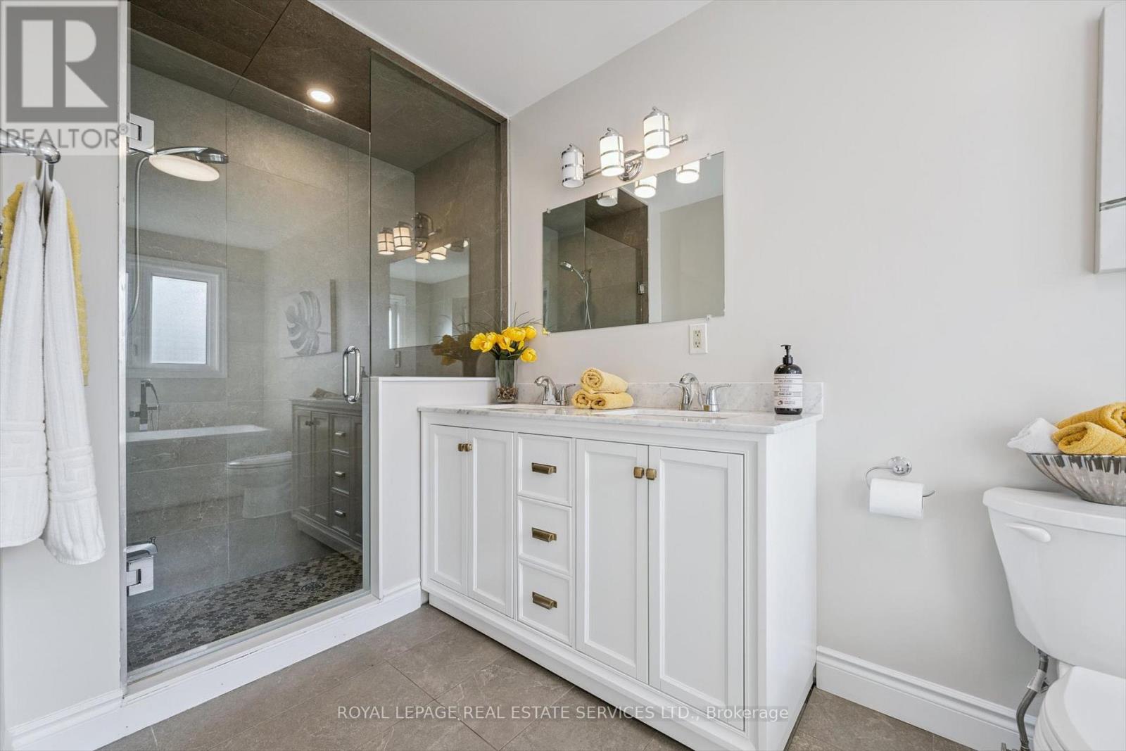 624 Farwell Crescent, Mississauga, Ontario  L5R 2A7 - Photo 30 - W12577946