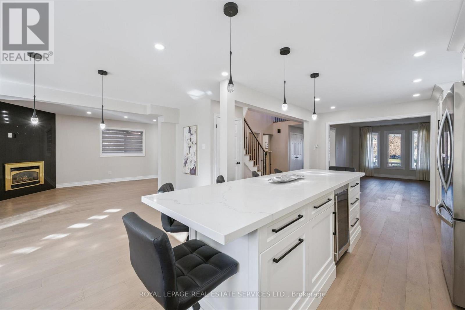 624 Farwell Crescent, Mississauga, Ontario  L5R 2A7 - Photo 9 - W12577946