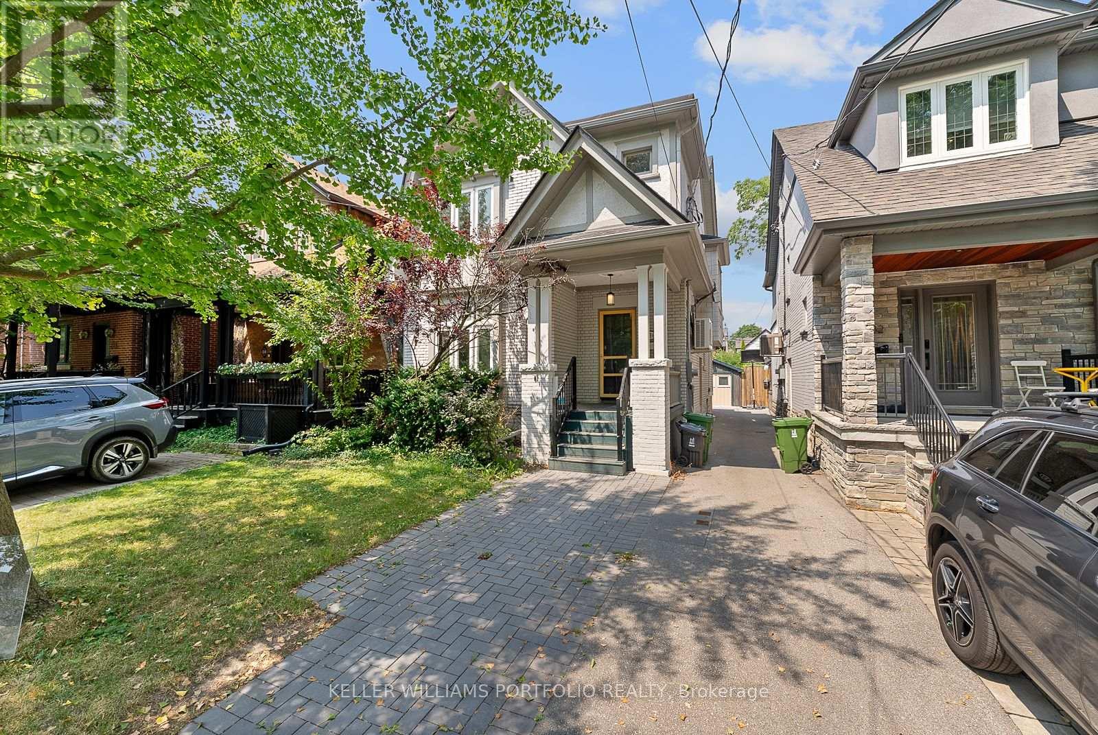 136 St Clements Avenue, Toronto, Ontario  M4R 1H2 - Photo 2 - C12578086