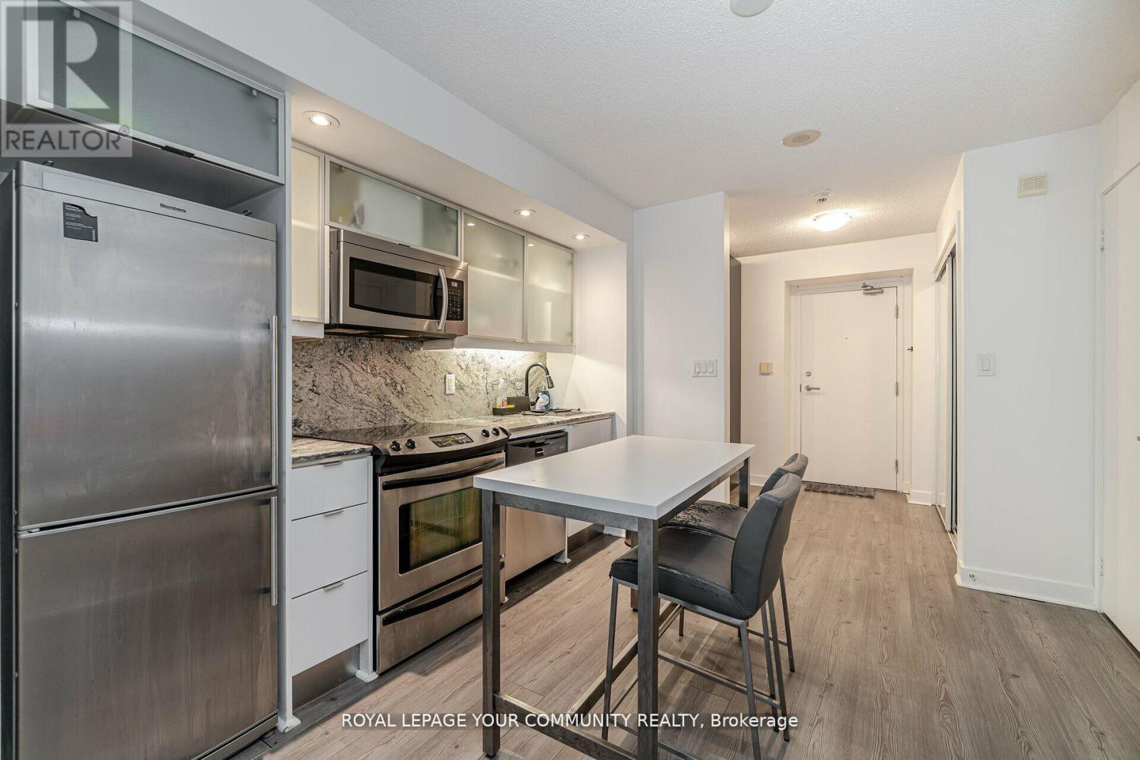 4803 - 25 Telegram Mews, Toronto, Ontario  M5V 3Z1 - Photo 8 - C12578096