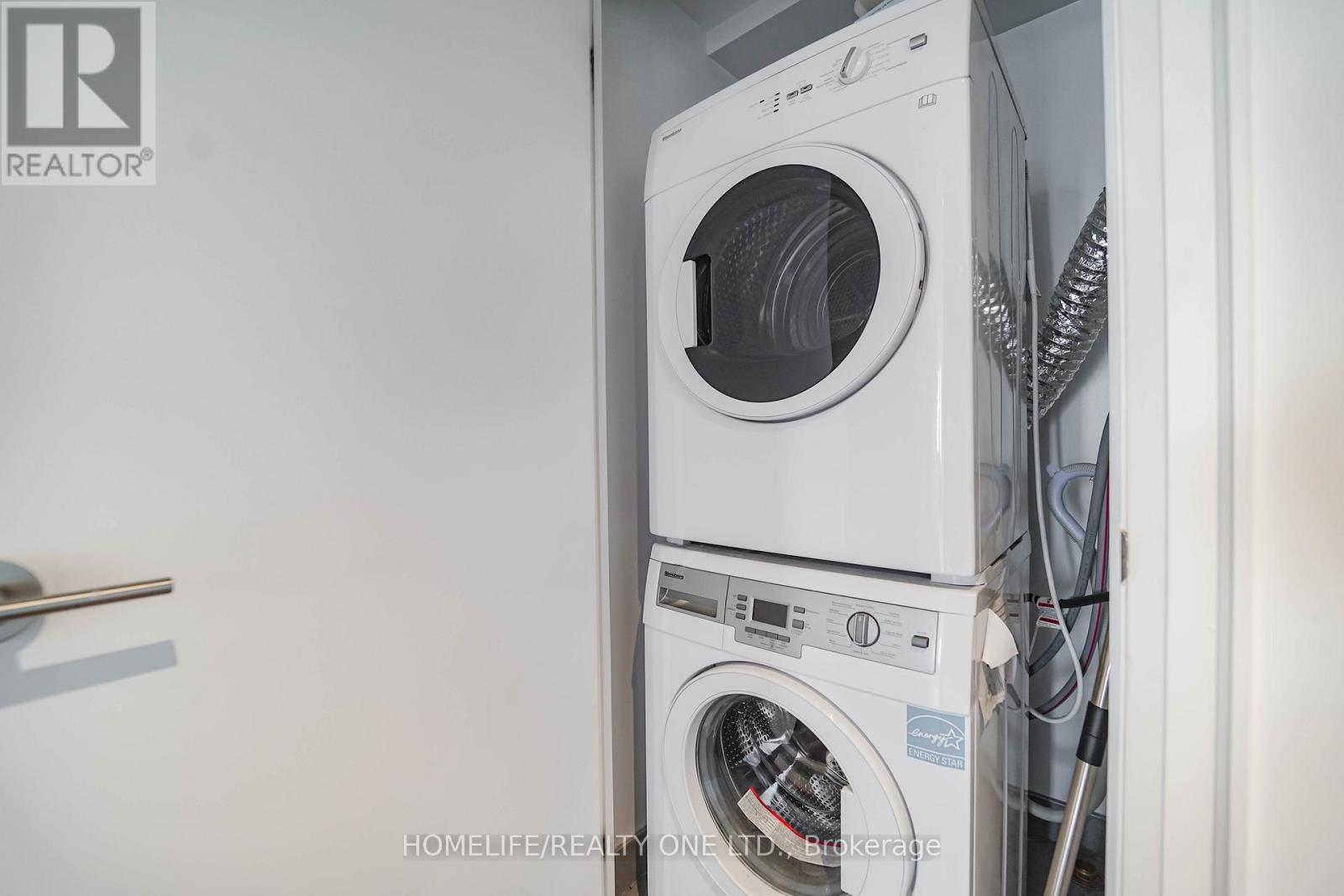 2915 - 155 Yorkville Avenue, Toronto, Ontario  M5R 0B4 - Photo 12 - C12578146