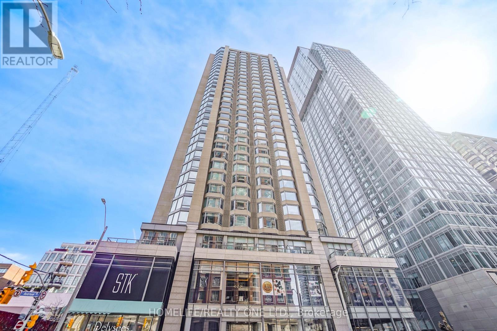 2915 - 155 Yorkville Avenue, Toronto, Ontario  M5R 0B4 - Photo 4 - C12578146
