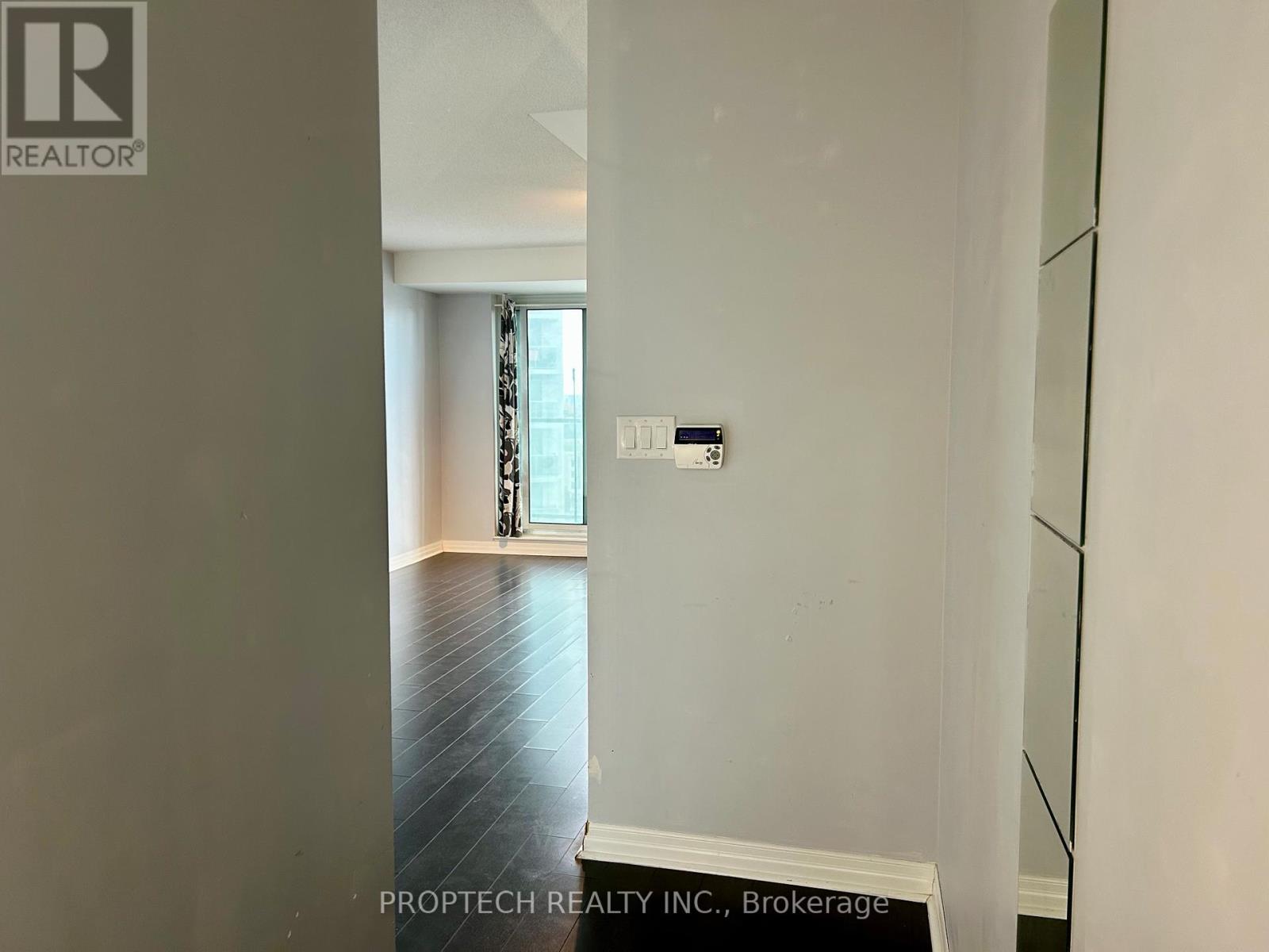 1601 - 2015 Sheppard Avenue E, Toronto, Ontario  M2J 0B3 - Photo 4 - C12578166