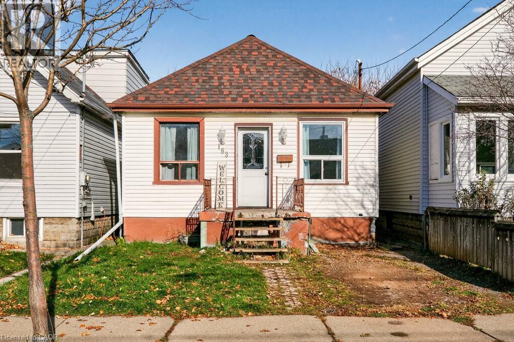163 HOPE Avenue, Hamilton, Ontario