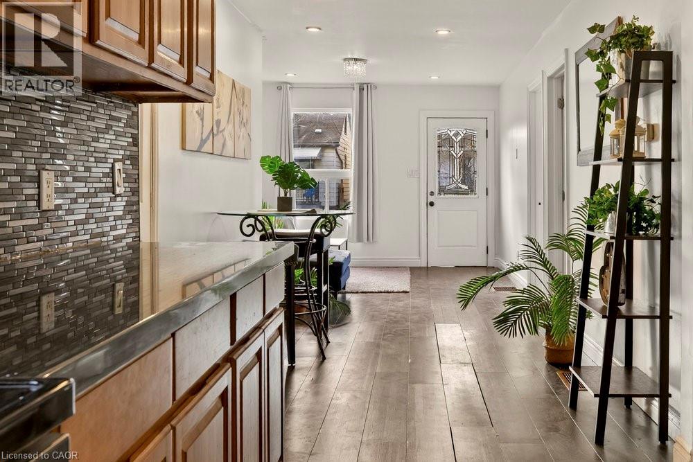 163 Hope Avenue, Hamilton, Ontario  L8H 2E7 - Photo 16 - 40790568