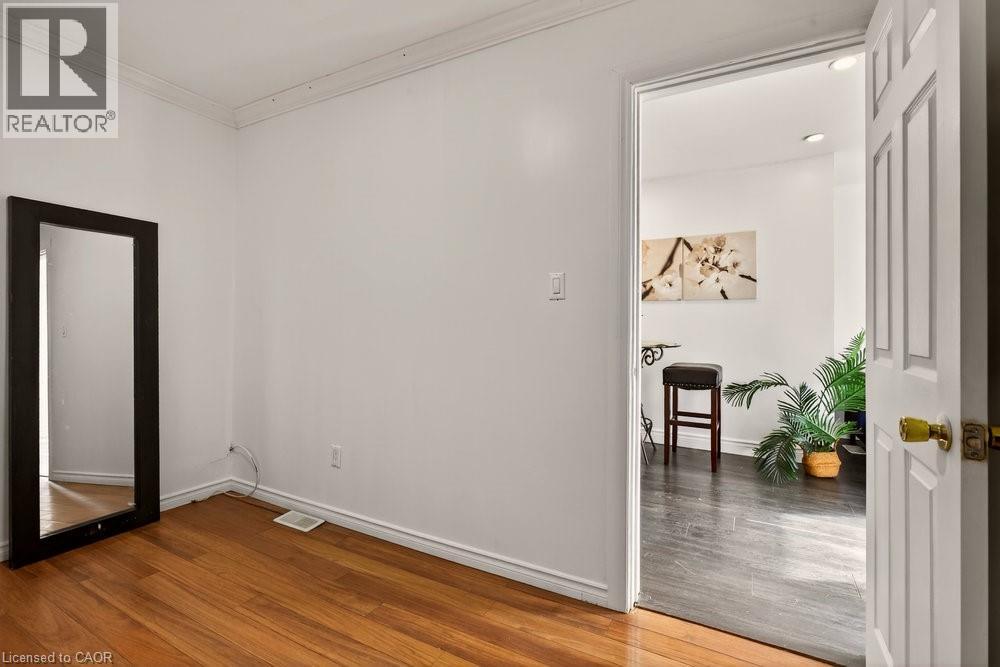 163 Hope Avenue, Hamilton, Ontario  L8H 2E7 - Photo 25 - 40790568