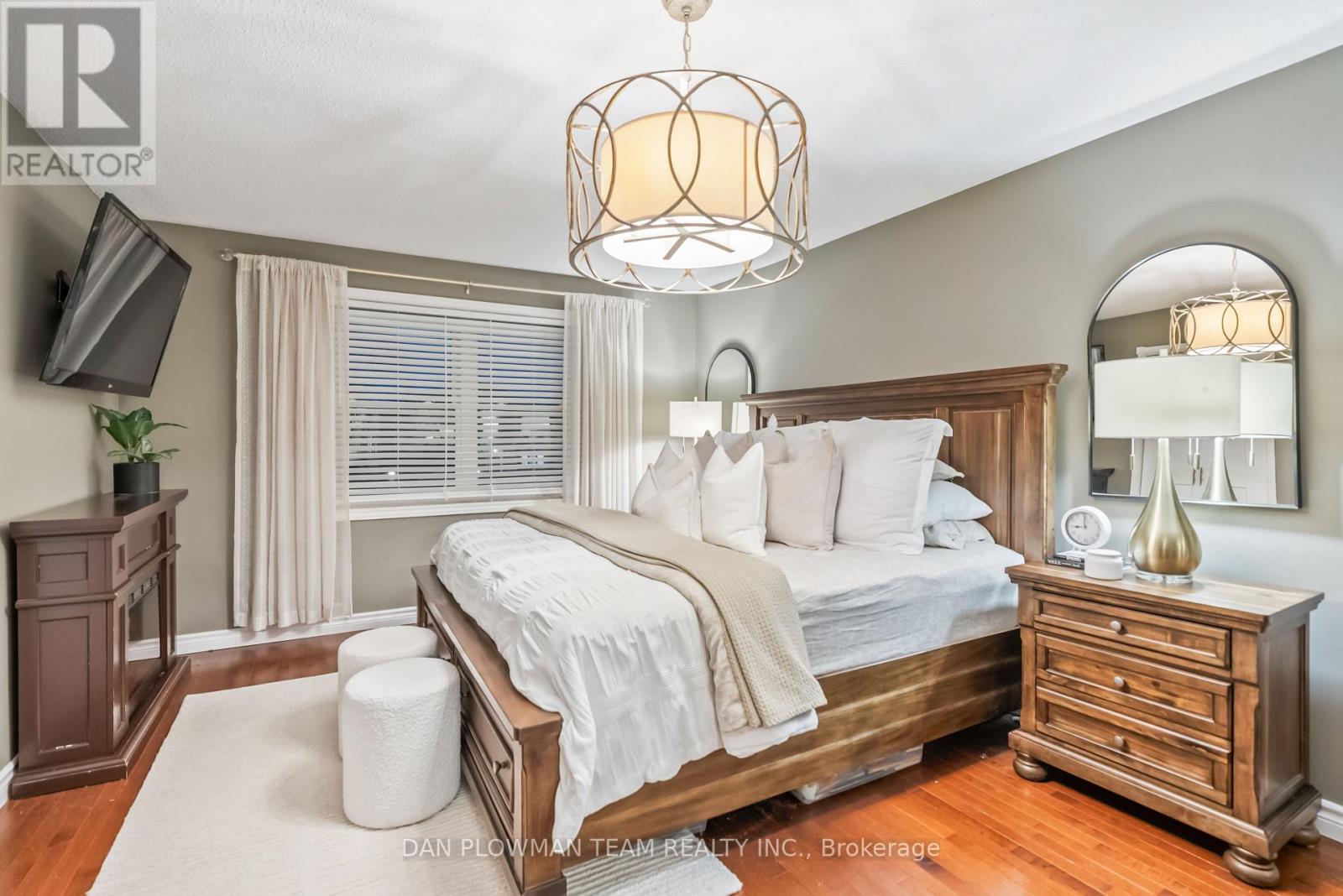 21 Woodlawn Court, Whitby, Ontario  L1N 6R4 - Photo 21 - E12578102