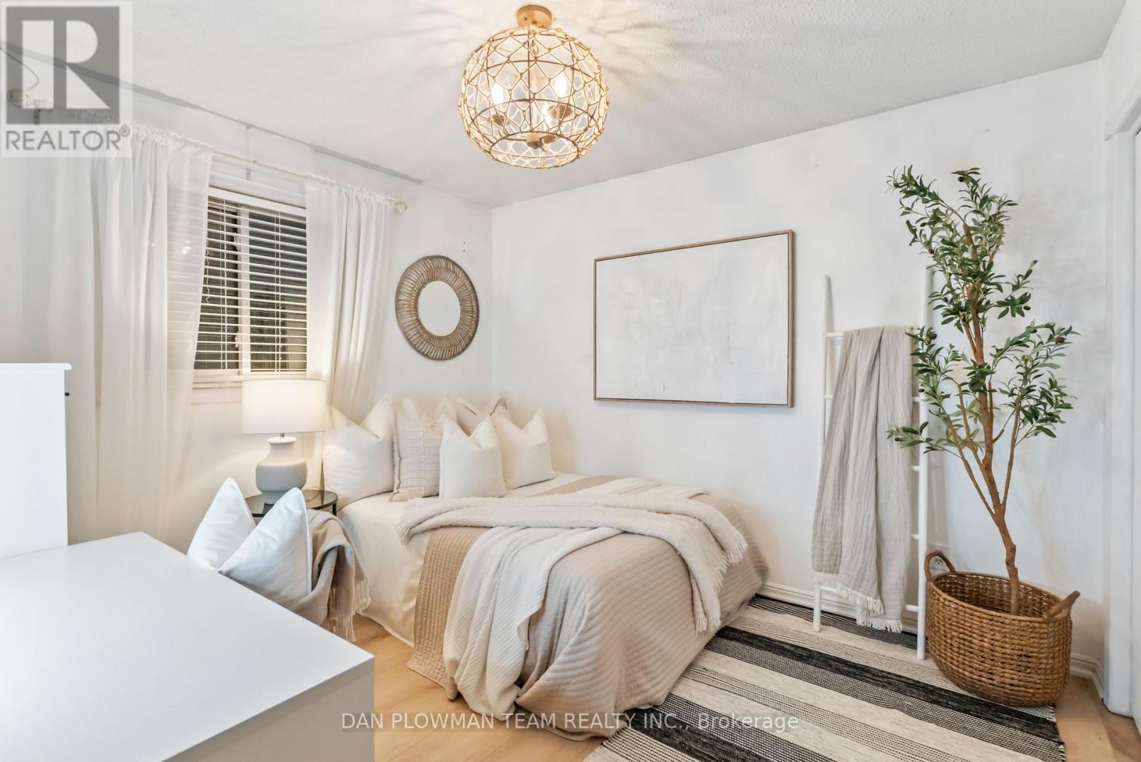 21 Woodlawn Court, Whitby, Ontario  L1N 6R4 - Photo 26 - E12578102