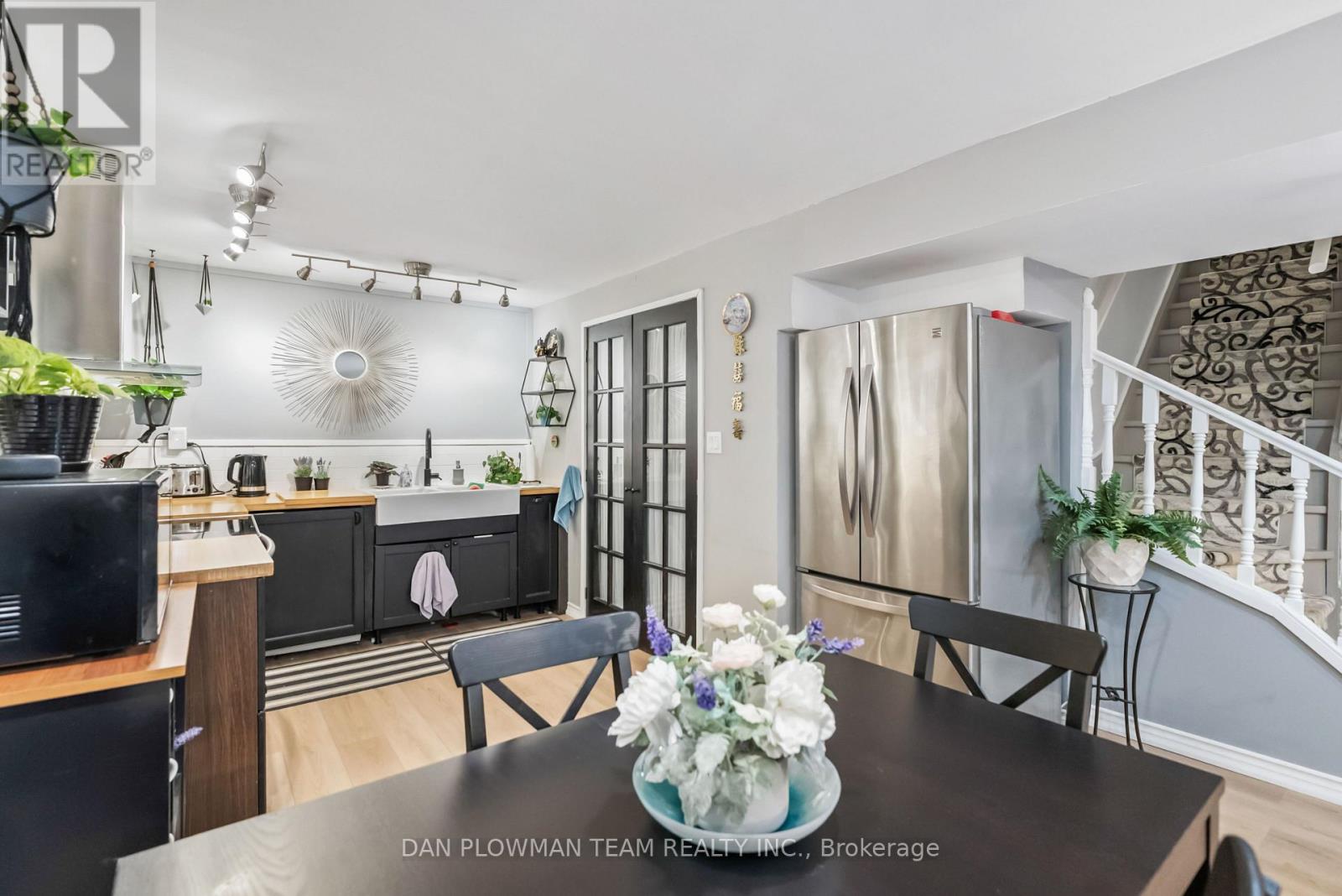 21 Woodlawn Court, Whitby, Ontario  L1N 6R4 - Photo 36 - E12578102