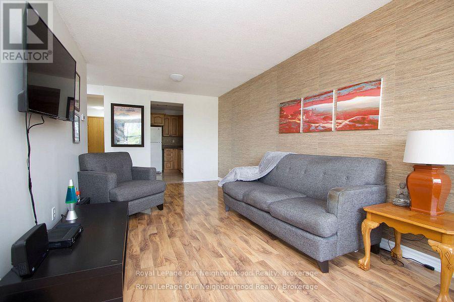 203 - 80 Athol Street E, Oshawa, Ontario  L1H 8B7 - Photo 10 - E12578230