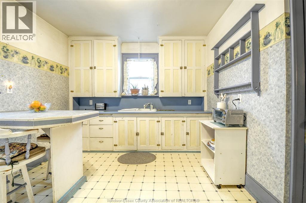 18 Montgomery, Leamington, Ontario  N8H 1A3 - Photo 15 - 25030616