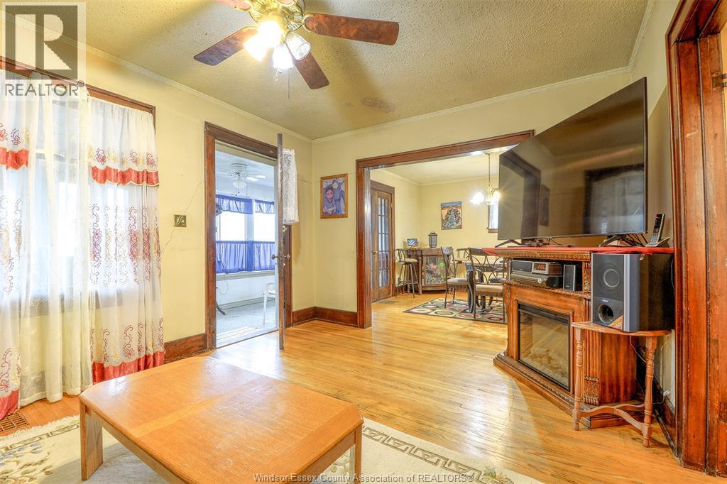 18 Montgomery, Leamington, Ontario  N8H 1A3 - Photo 12 - 25030616