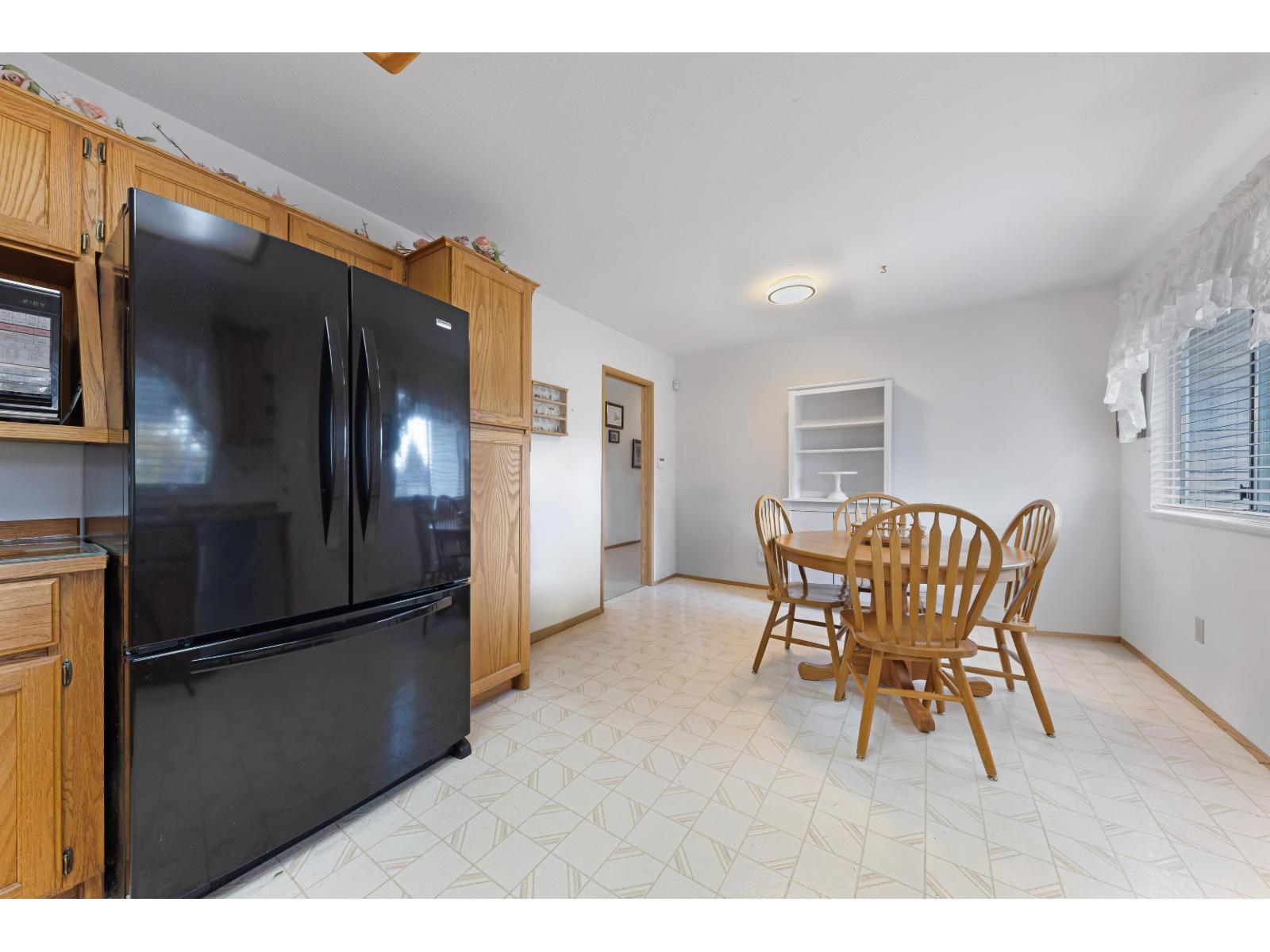 15852 100 Avenue, Surrey, British Columbia V4N 2B3 - Photo 8 - R3069609