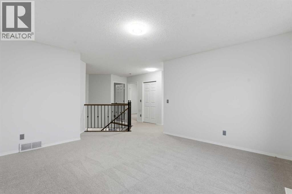 210 Douglas Glen Point Se, Calgary, Alberta  T2Z 3G2 - Photo 24 - A2271386