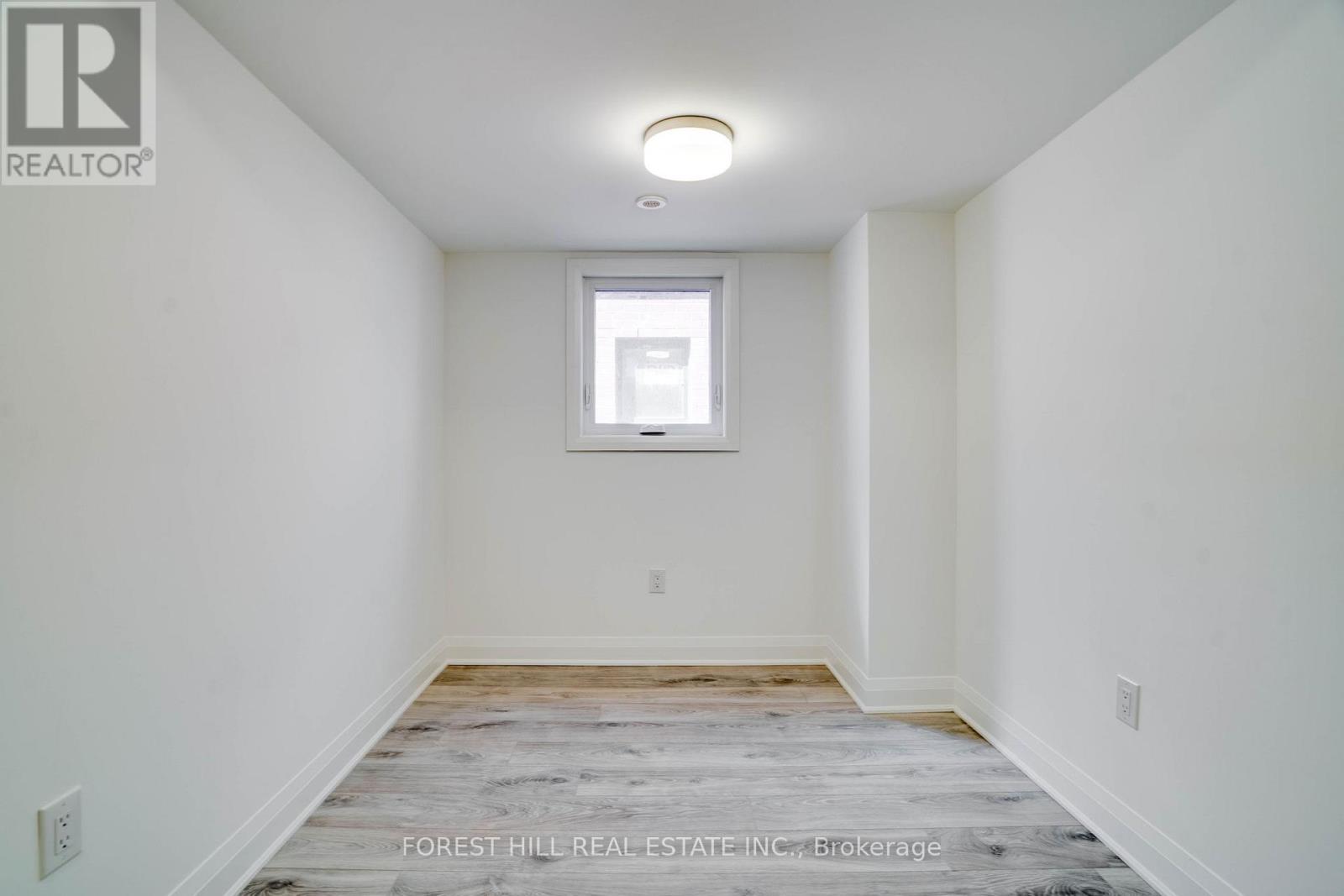 16 Chesley Street, Vaughan, Ontario  L4J 0M1 - Photo 7 - N12578068