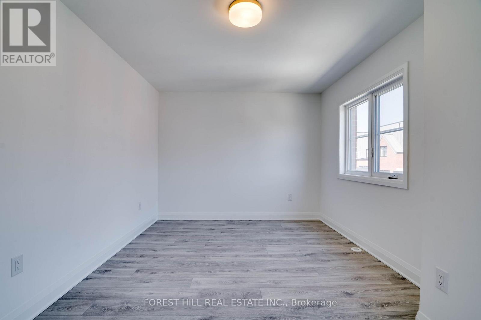 16 Chesley Street, Vaughan, Ontario  L4J 0M1 - Photo 9 - N12578068