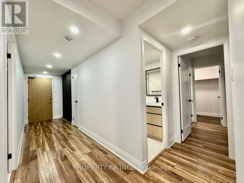 212 - 7601 Bathurst Street, Vaughan, Ontario  L4J 4H5 - Photo 14 - N12578076