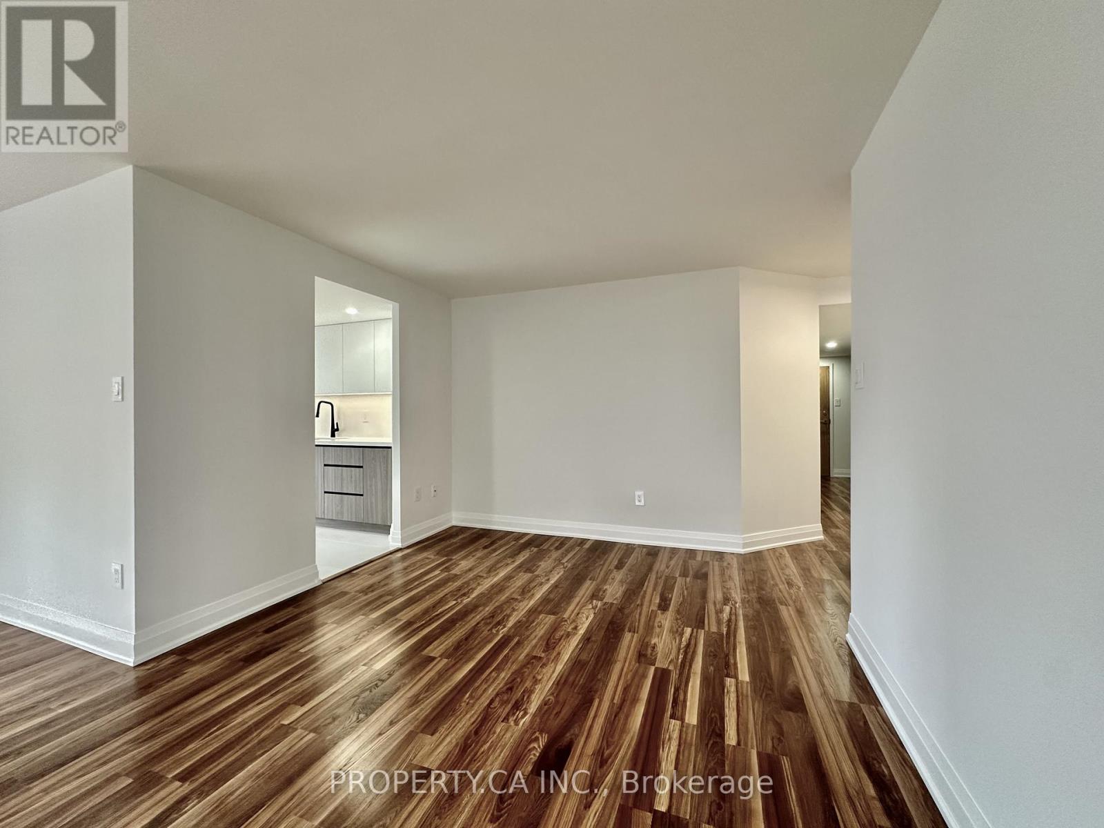 212 - 7601 Bathurst Street, Vaughan, Ontario  L4J 4H5 - Photo 6 - N12578076