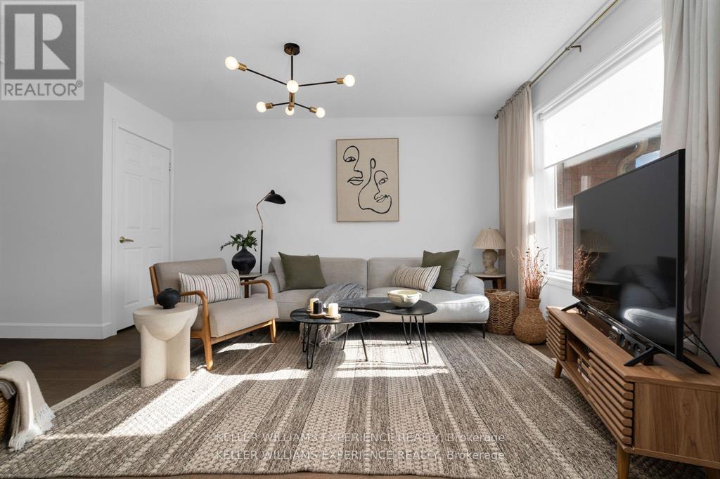 1431 Rankin Way, Innisfil, Ontario  L9S 0C5 - Photo 3 - N12578090