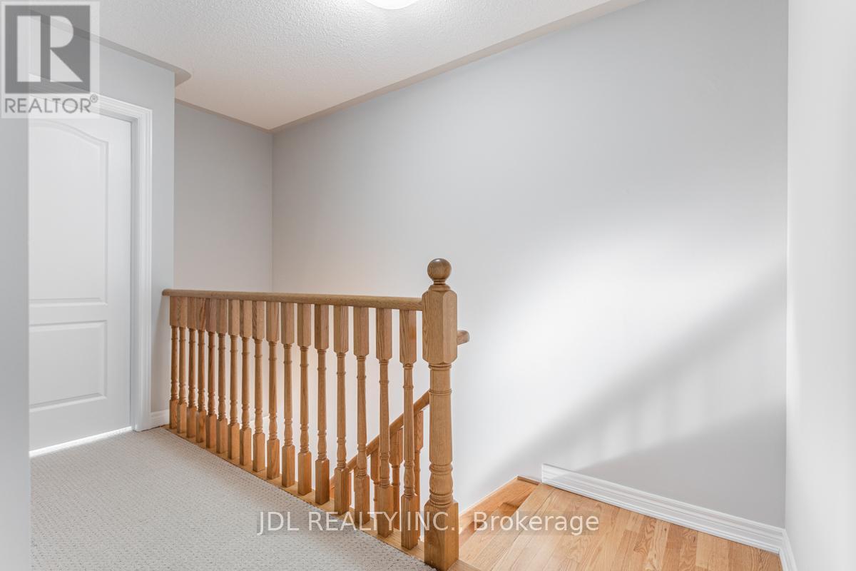 81 Gauguin Avenue, Vaughan, Ontario  L4J 9J4 - Photo 12 - N12578138