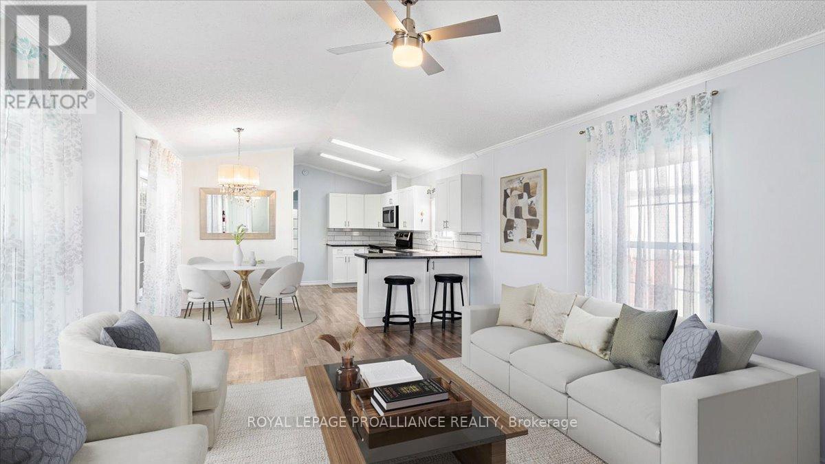 18 - 311 Dundas Street E, Quinte West, Ontario  K8V 1M1 - Photo 3 - X12578182