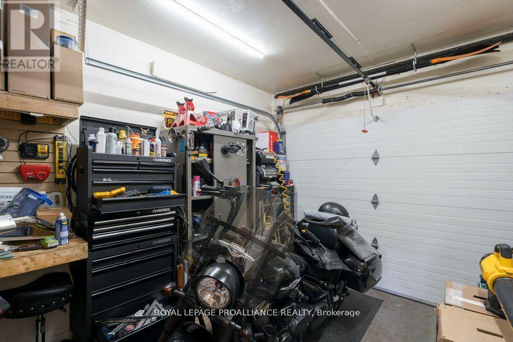 44 Sidney Street, Belleville, Ontario  K8P 3Y8 - Photo 30 - X12578292