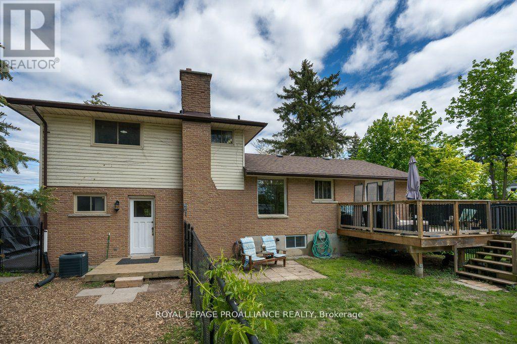 44 Sidney Street, Belleville, Ontario  K8P 3Y8 - Photo 32 - X12578292