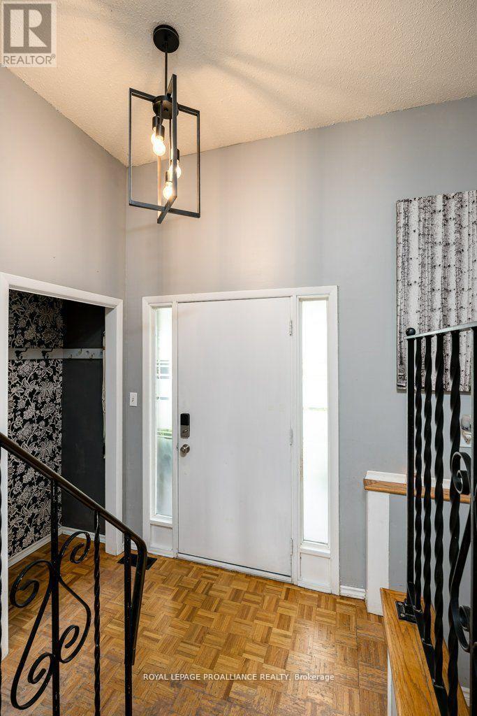 44 Sidney Street, Belleville, Ontario  K8P 3Y8 - Photo 7 - X12578292