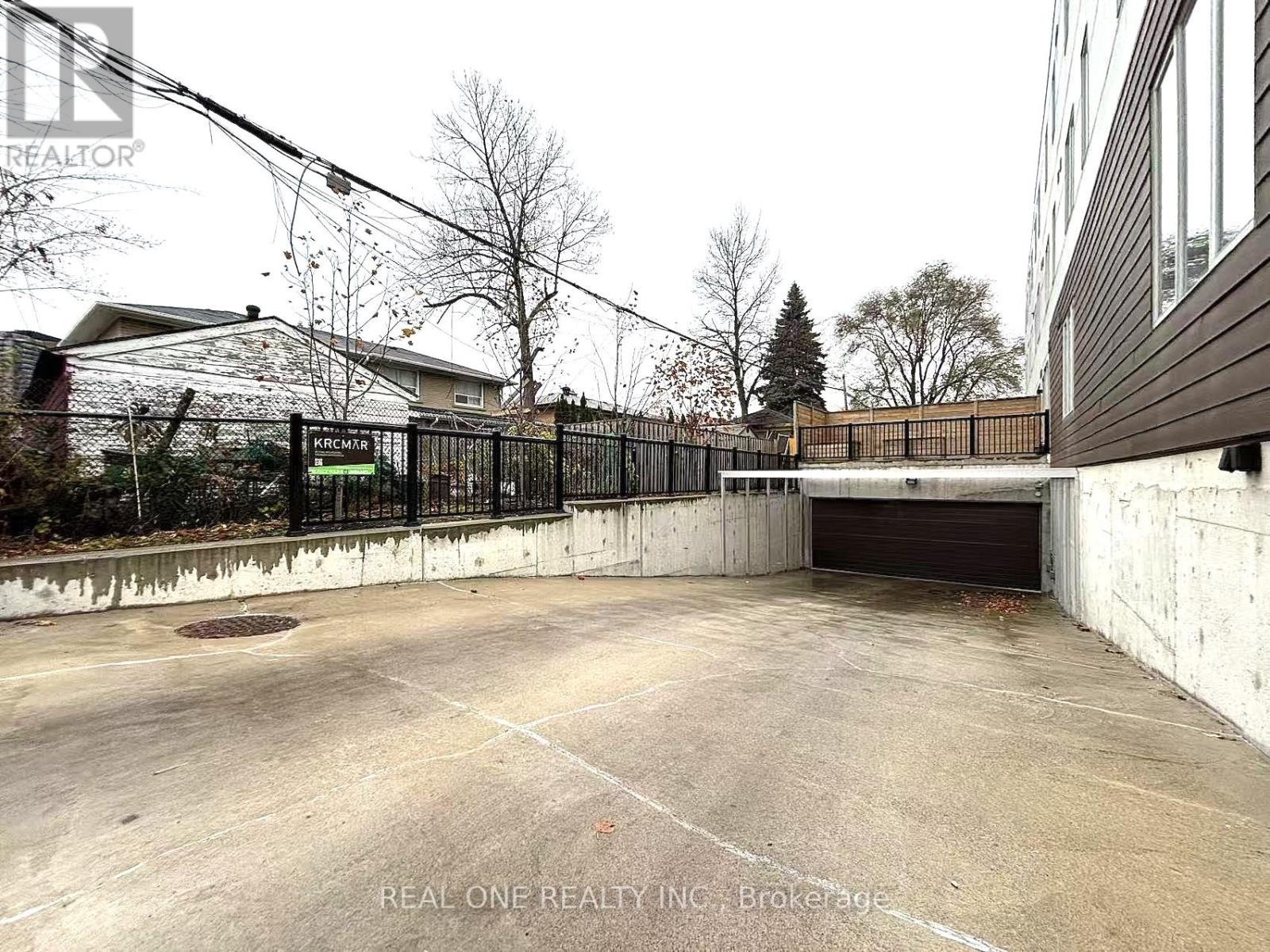 3 - 35 Dervock Crescent, Toronto, Ontario  M2K 0G7 - Photo 48 - C12578022