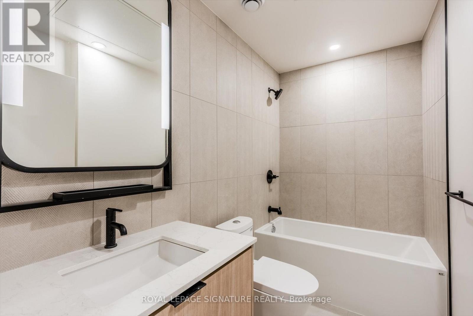 1509 - 1050 Eastern Avenue, Toronto, Ontario  M4L 0B7 - Photo 13 - E12578064