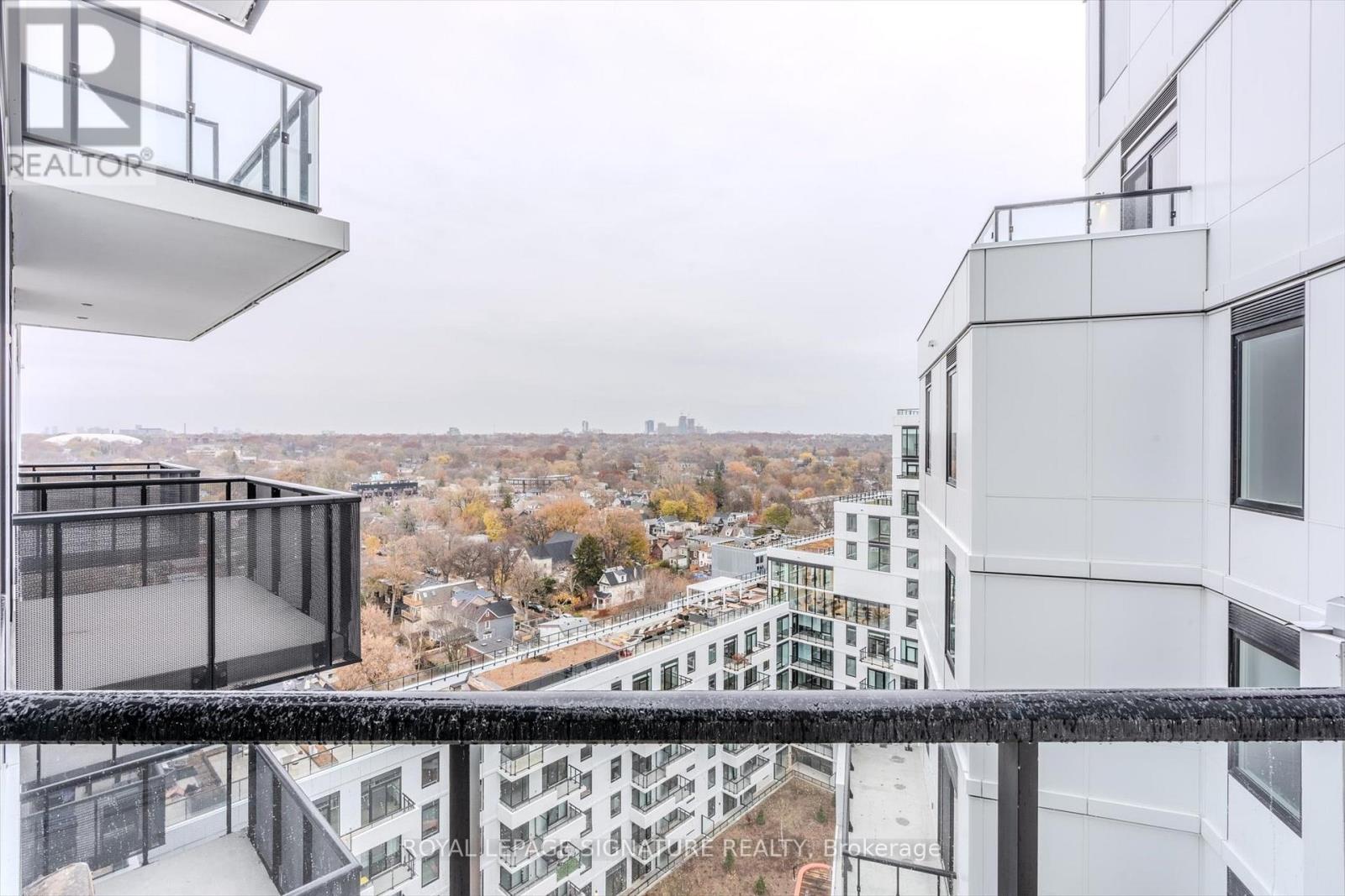 1509 - 1050 Eastern Avenue, Toronto, Ontario  M4L 0B7 - Photo 8 - E12578064