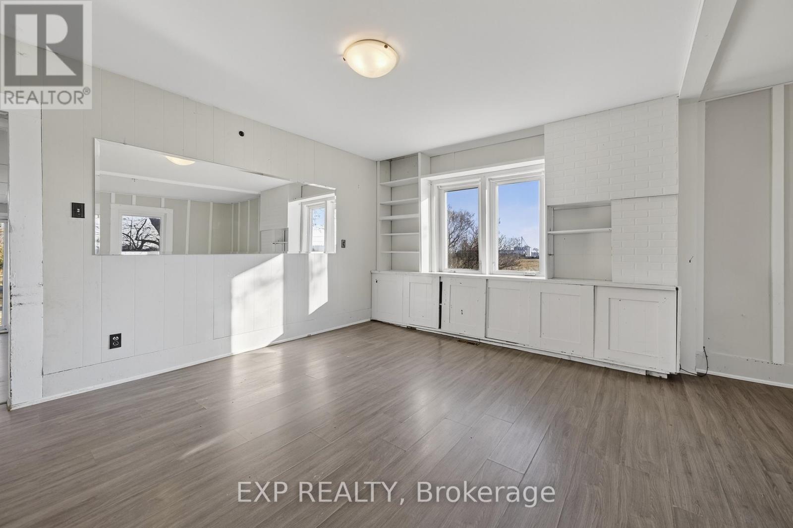 8184 26 Highway, Clearview, Ontario  L0M 1S0 - Photo 34 - S12578082